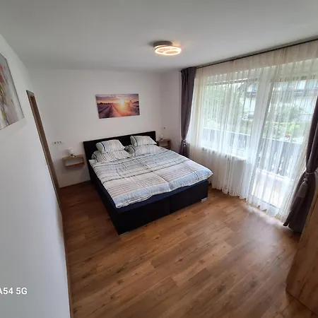 Petek Apartment